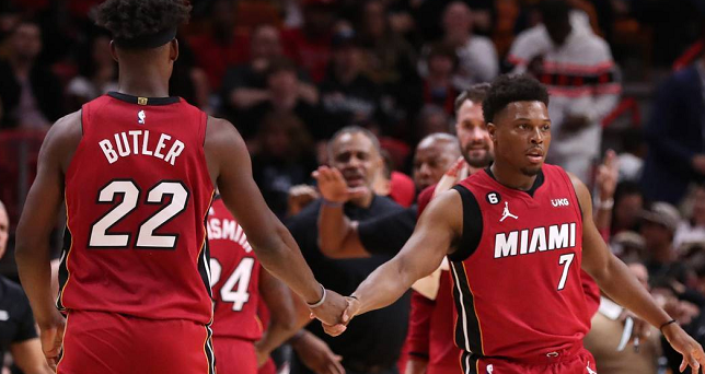 同乐城竞技-火狐队艰难取胜，季后赛席位仍有压力的简单介绍