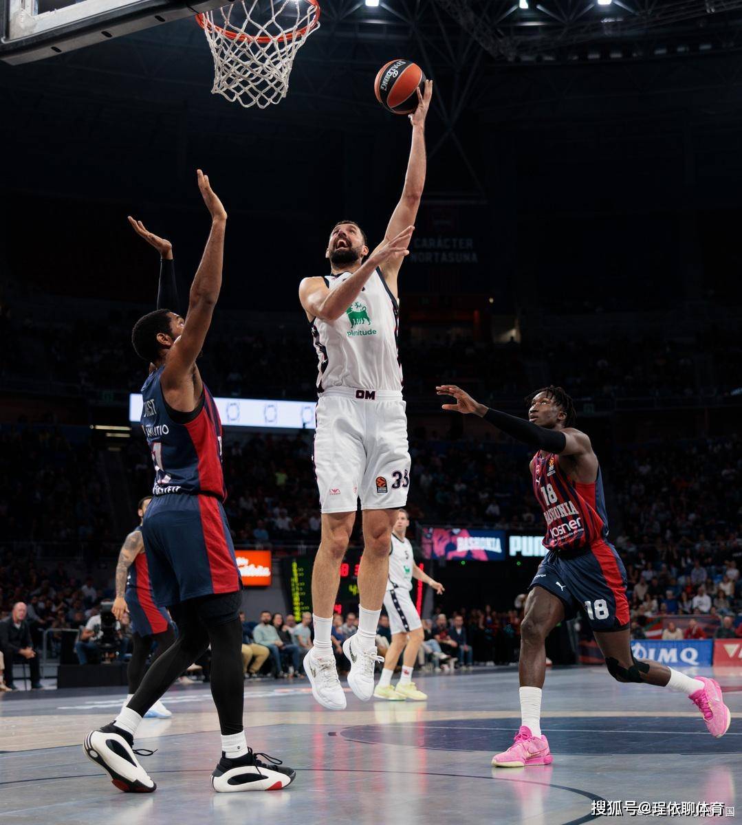 同乐城官方入口-法国职业篮球赛事：球星频频刷新记录，魅力足球场的简单介绍