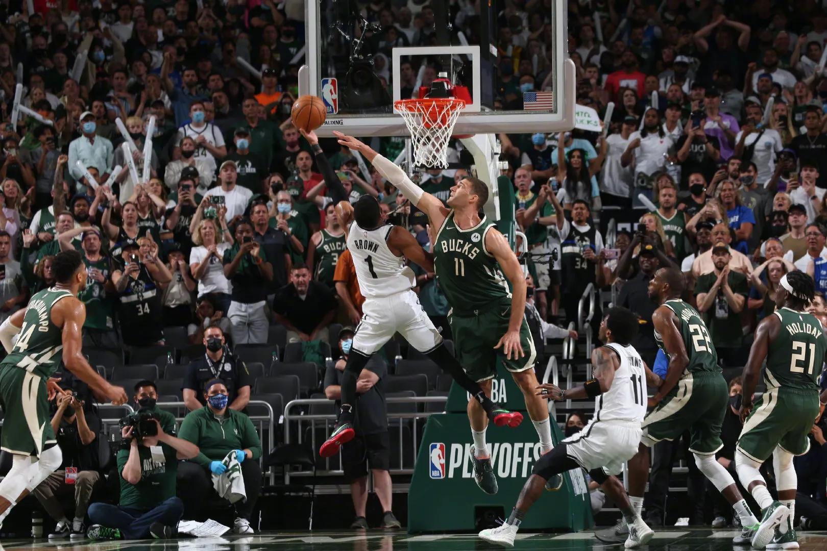 篮网队突破难关，成功晋级下一轮