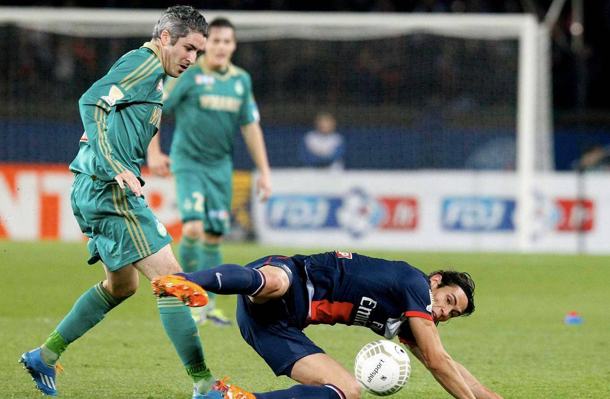 同乐城官方登录入口-圣埃蒂安队球员接受训练，备战接下来的比赛