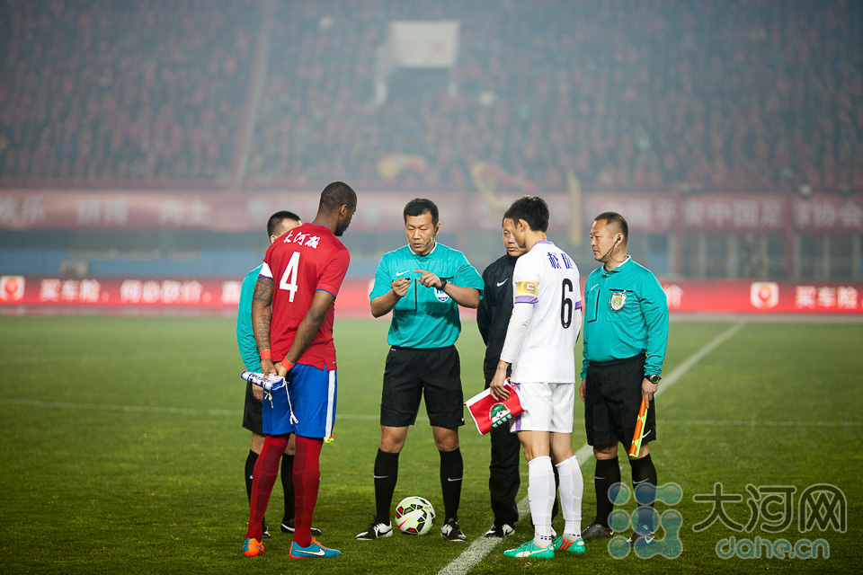 河南建业主场不敌泰达，遭遇连败