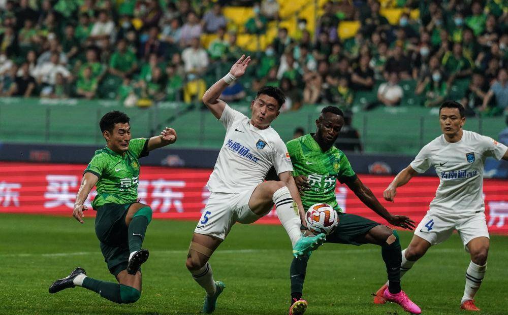 同乐城入口-上海上港力挫上海申花，重拾联赛领先优势！球队核心因伤退出下轮比赛！的简单介绍