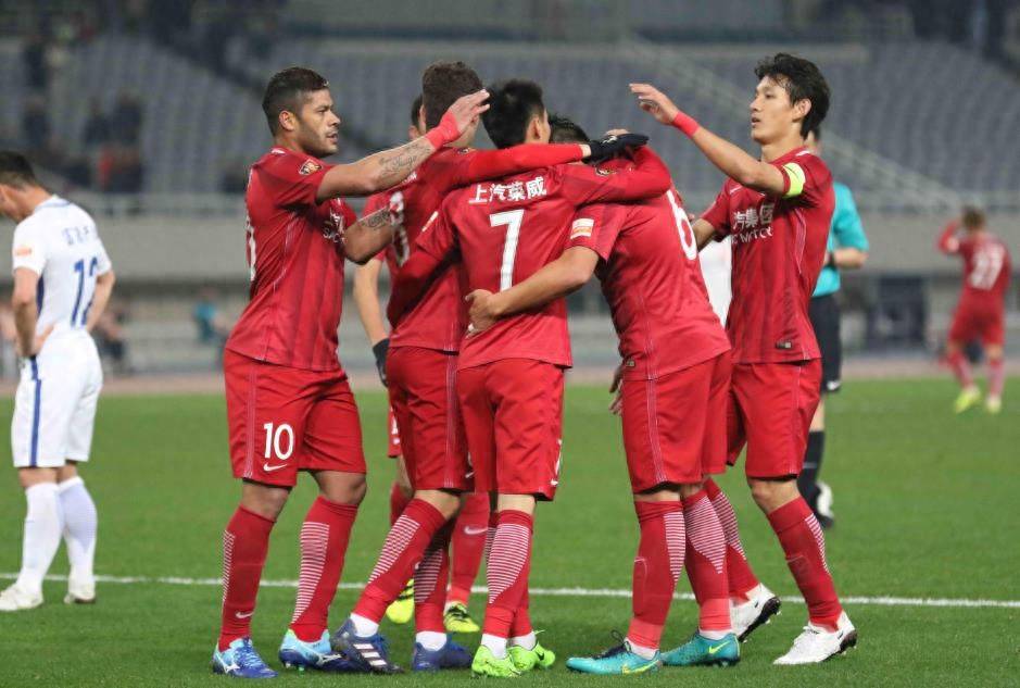 上海上港力挫上海申花，重拾联赛领先优势！球队核心因伤退出下轮比赛！的简单介绍