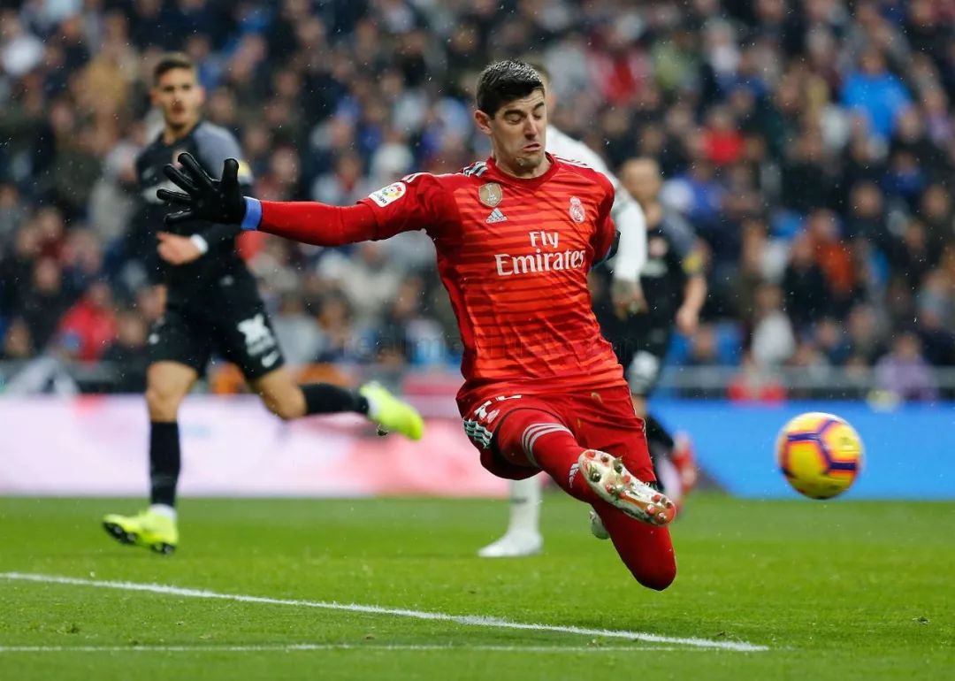 同乐城平台-塞维利亚豪取三分，稳固积分榜前列的简单介绍