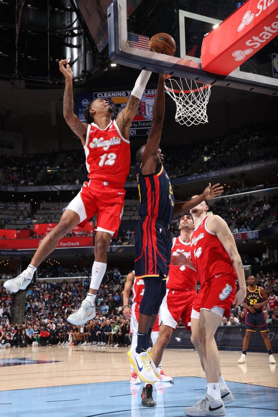 凯尔特人逆转灰熊，实现四连胜