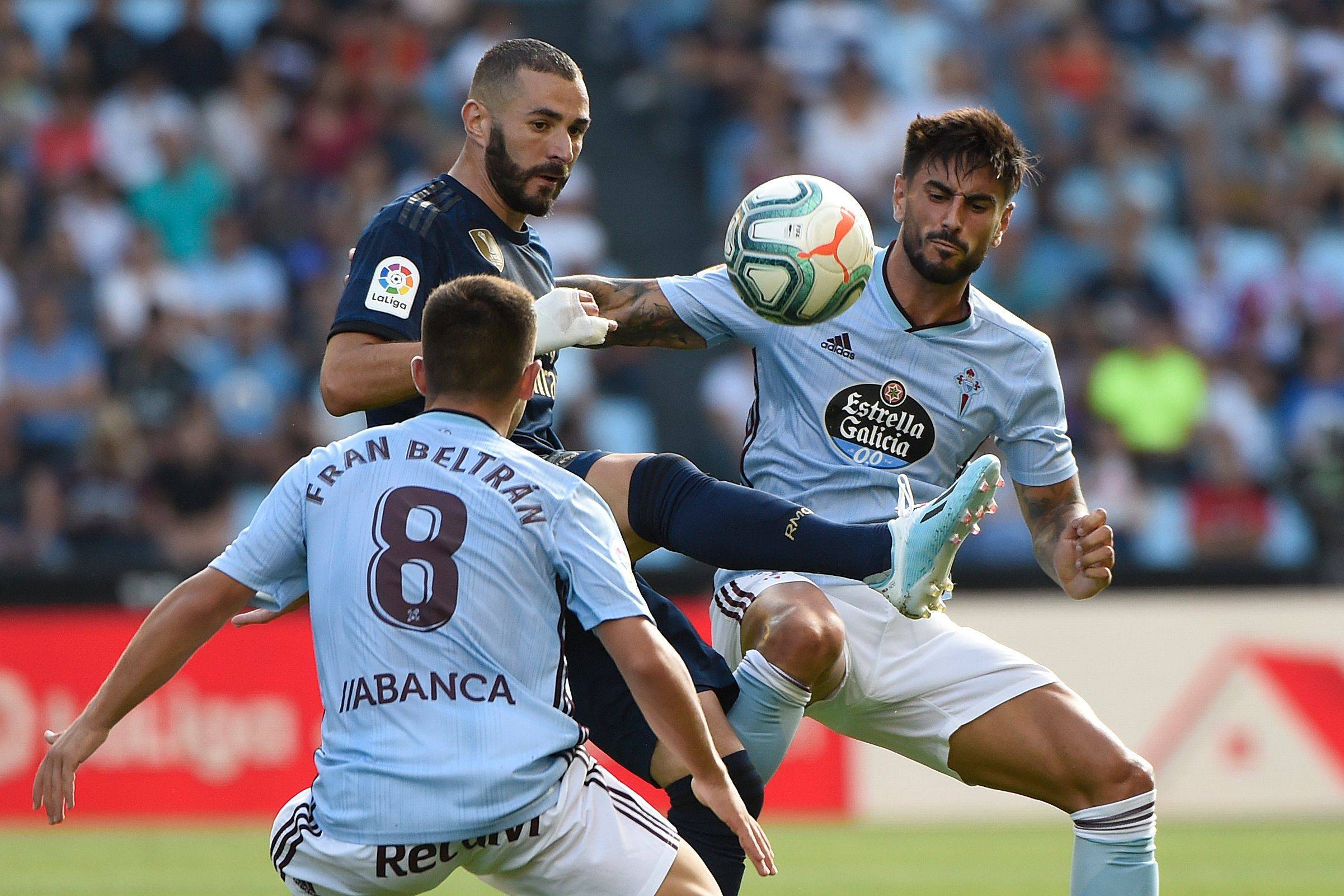 关于瓦伦西亚客场惨败皇家社会，遭遇三连败的信息