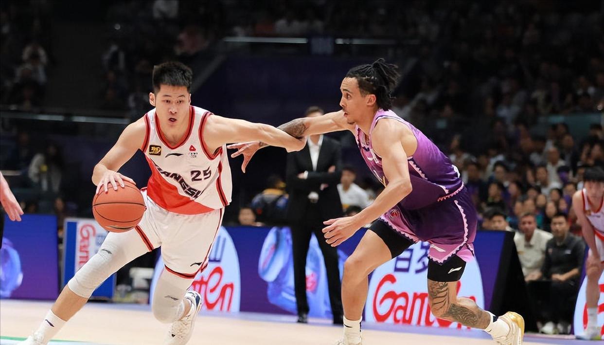 同乐城培训-关于江苏男篮首发核心球员难控状态的信息