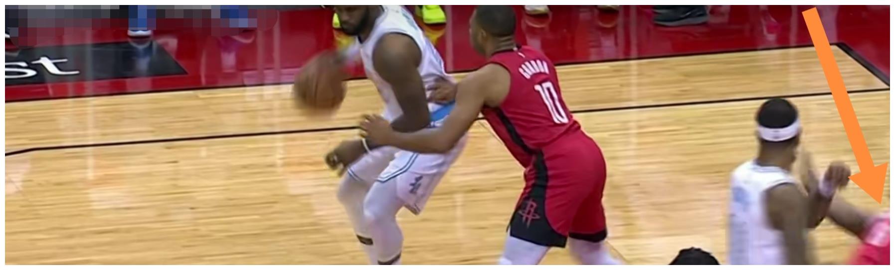 同乐城官方-凯文詹姆斯被陕球助教莫里斯调侃垃圾短消的简单介绍