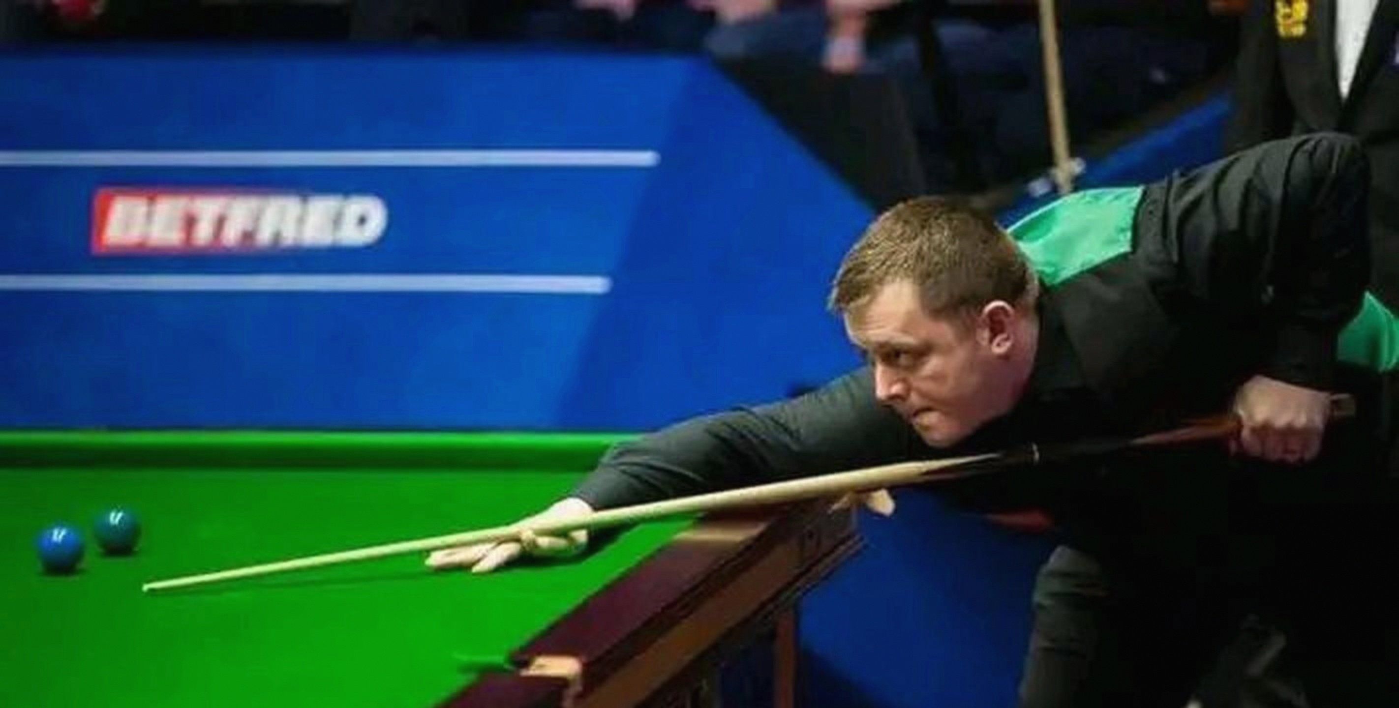 爱尔兰羽毛球选手夺冠军